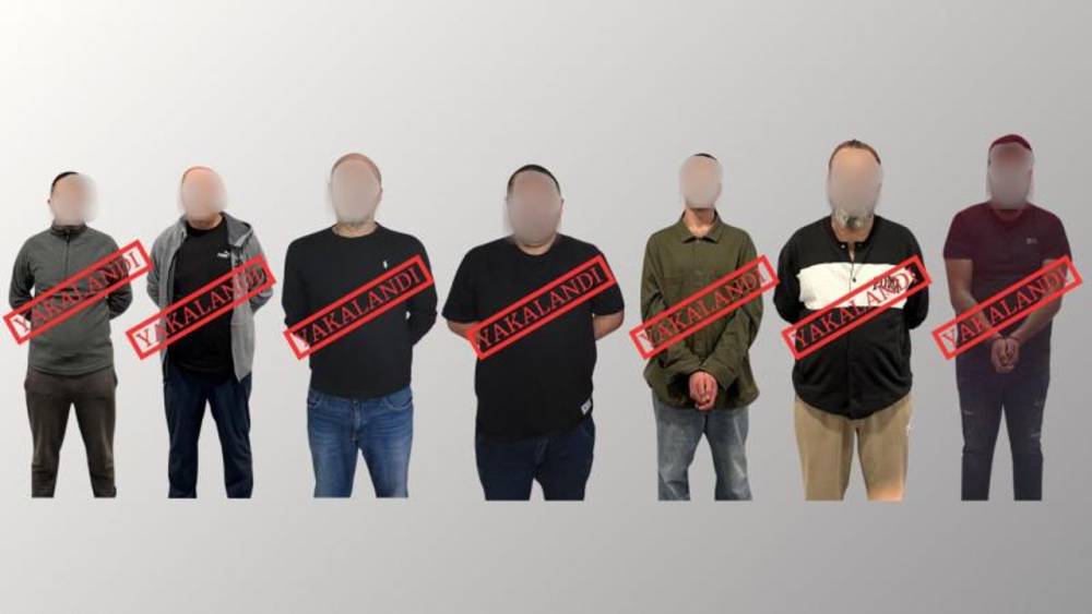 Kırmızı bültenle aranan 7 suçlu daha Türkiye’ye getirildi
